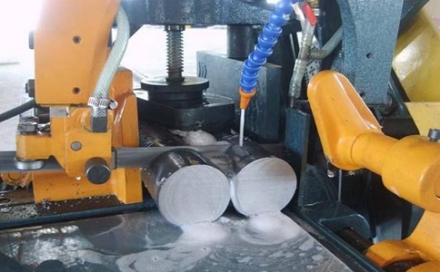 南部卧式带锯床的送料方式有哪几种？